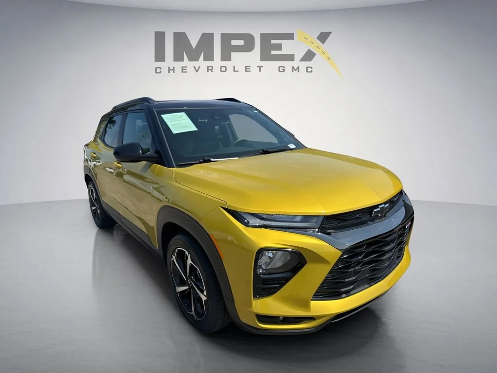 Used 2023 Nitro Yellow Metallic Chevrolet RS image 7