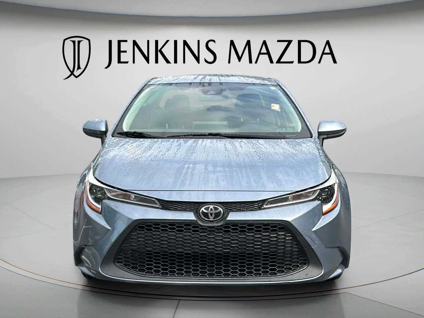 Used 2021 Celestite Toyota LE image 9
