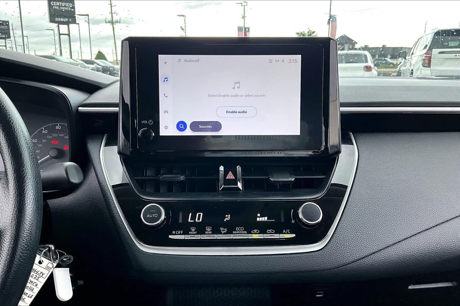Used 2025 Ice Cap Toyota LE image 34