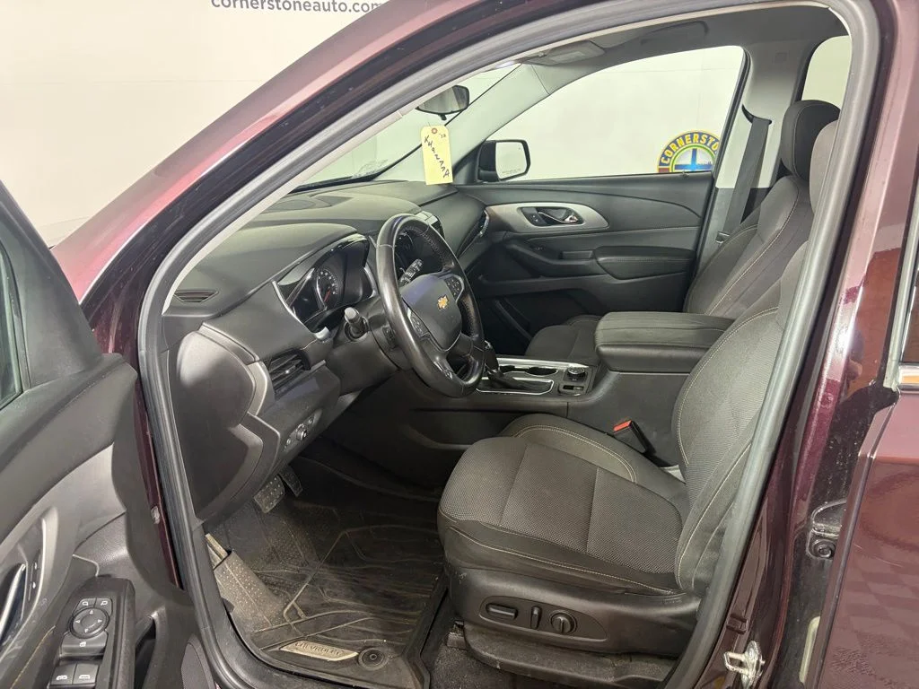 Used 2018 Black Chevrolet LT image 12