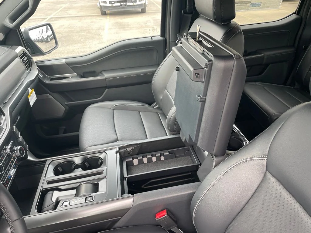 New 2026 Carbonized Gray Metallic Ford Lariat® image 32