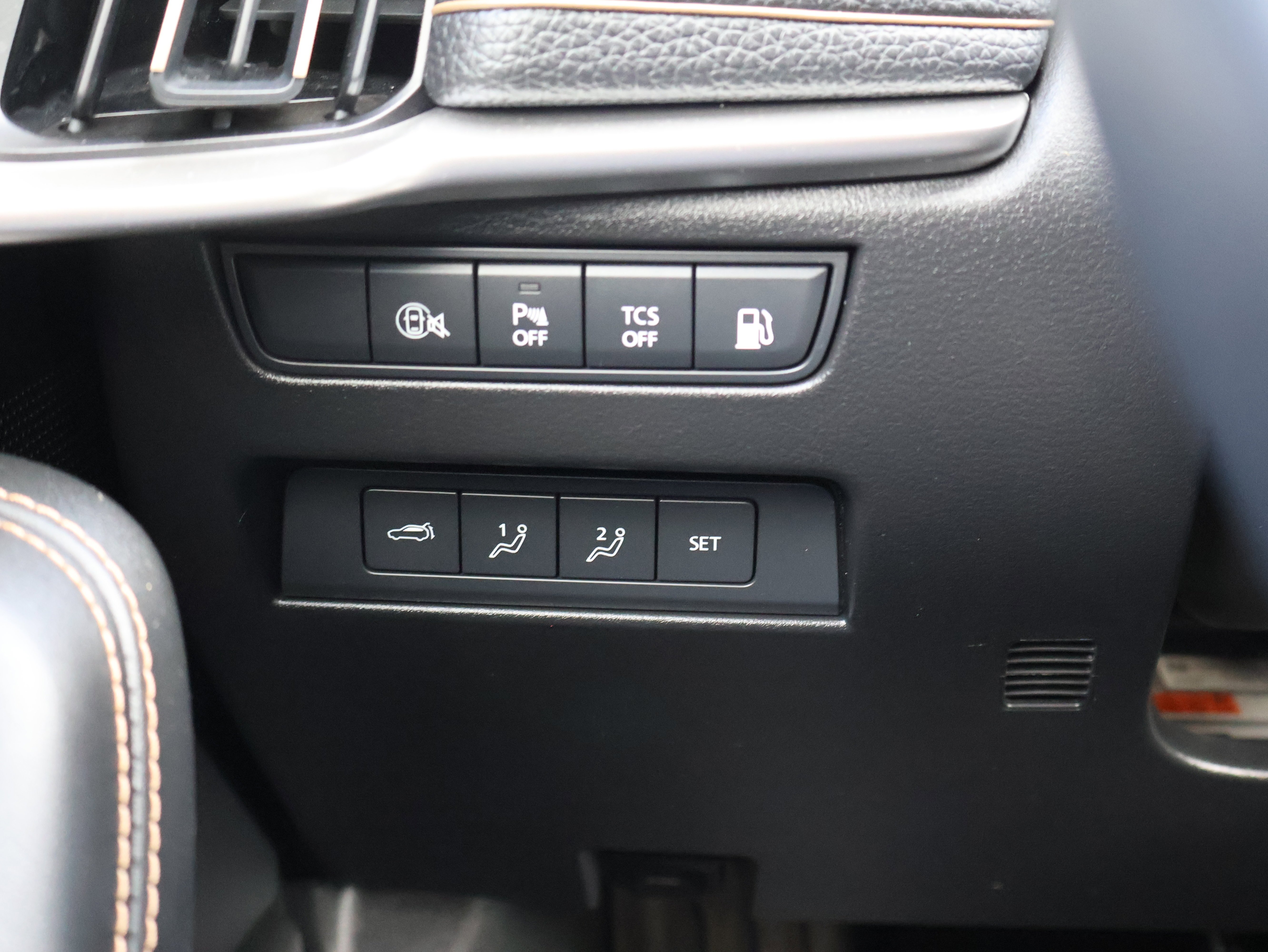 2025 Mazda CX-70 Premium Package - Photo 40