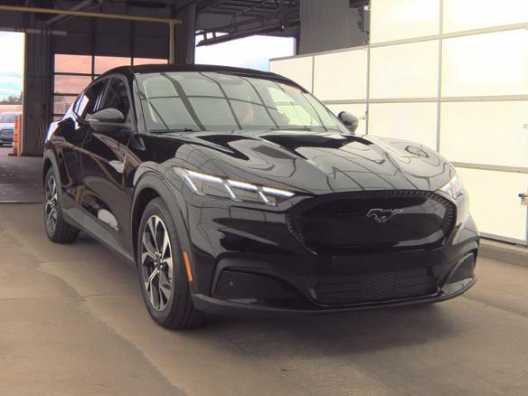 Used 2025 Shadow Black Ford Select image 3