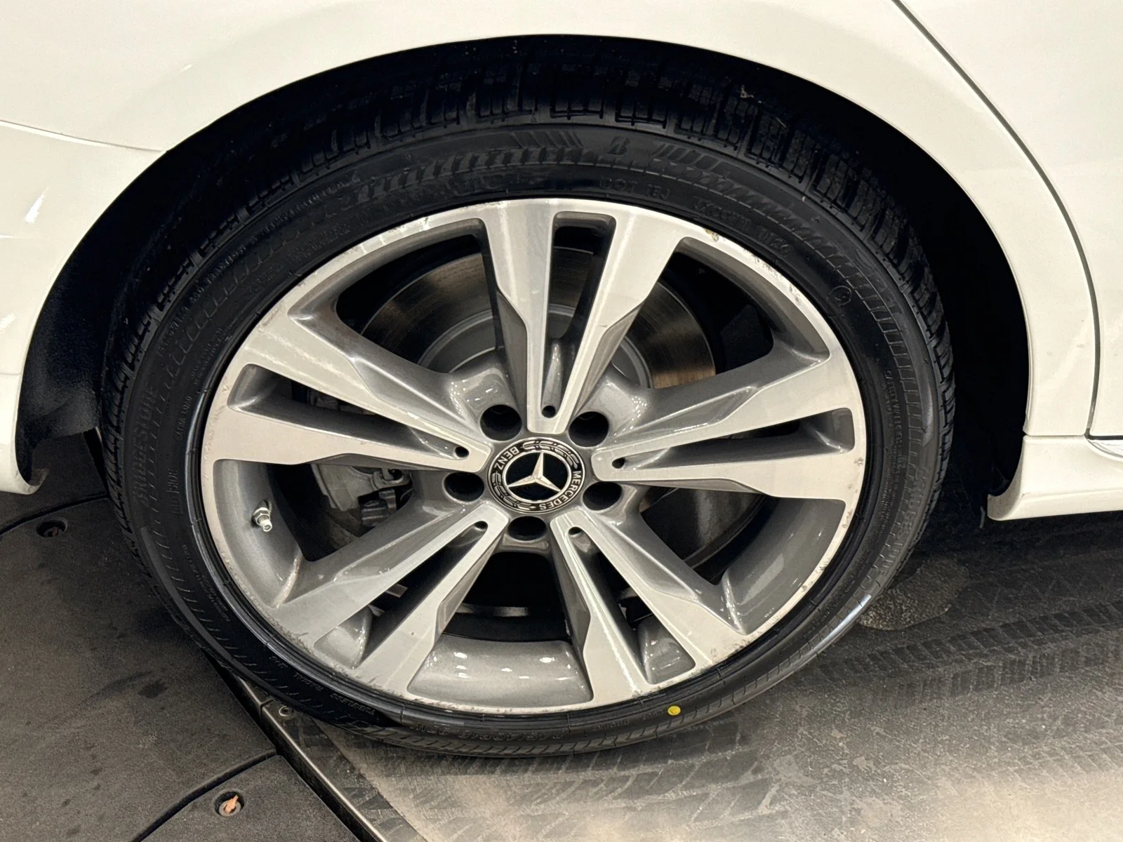 Used 2019 Polar White Mercedes-Benz 300 4MATIC® image 49