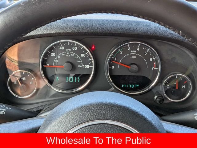 Used 2017 White Jeep Sport image 31