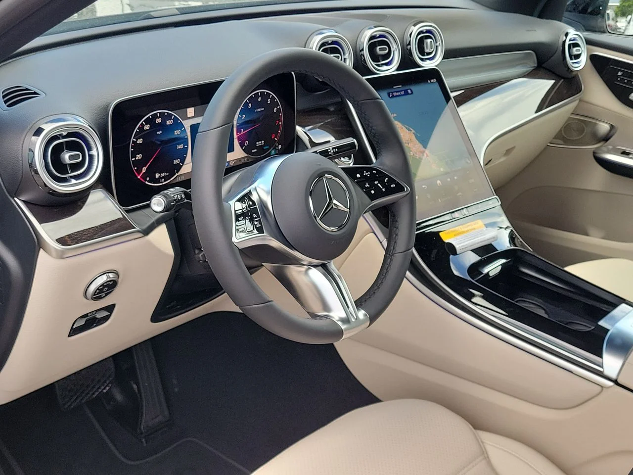 New 2027 Black Mercedes-Benz GLC 300 image 21
