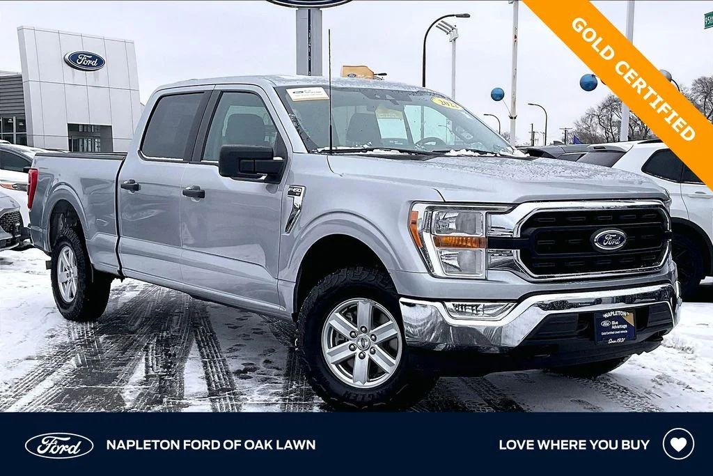 Used 2022 Silver Ford XLT image 1