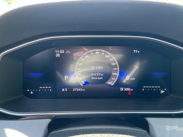 Used 2025 Gray Volkswagen 1.5T SE image 5