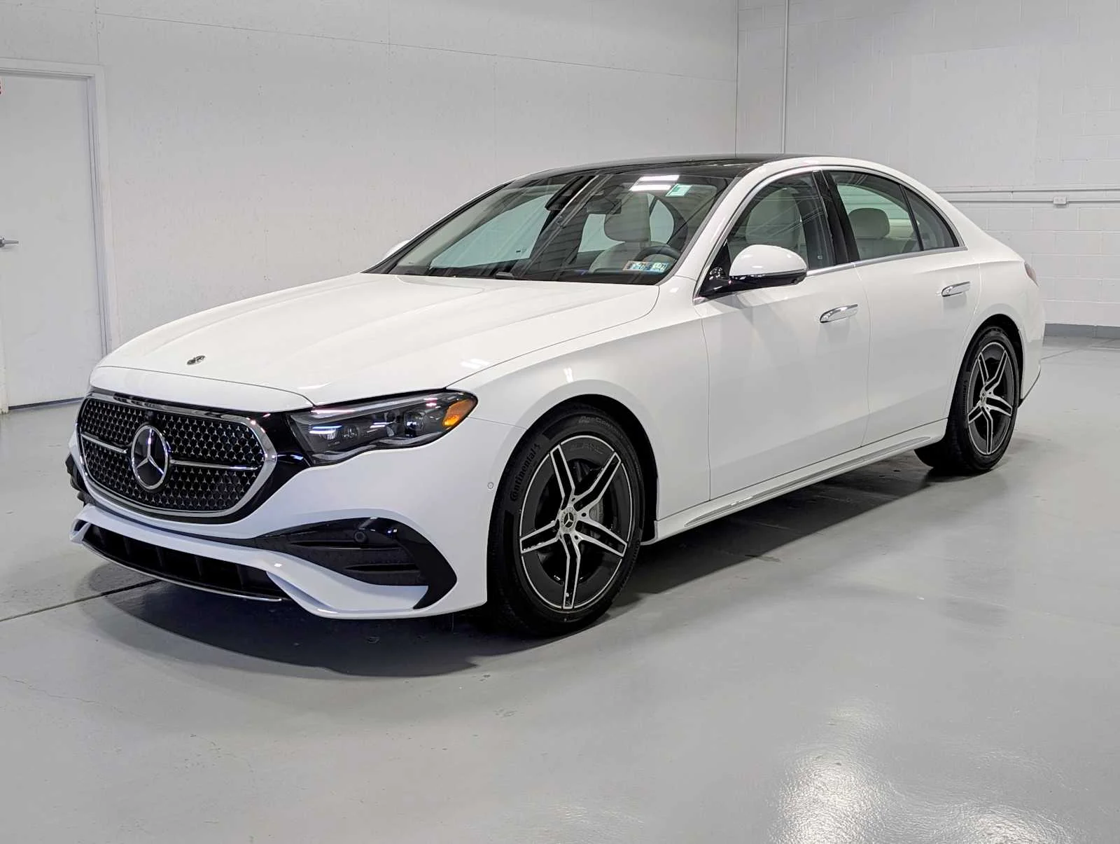 2026 Mercedes-Benz E-Class E450 4MATIC's photo