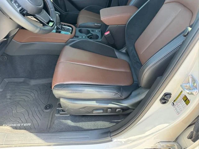 Used 2025 White Subaru Touring image 7