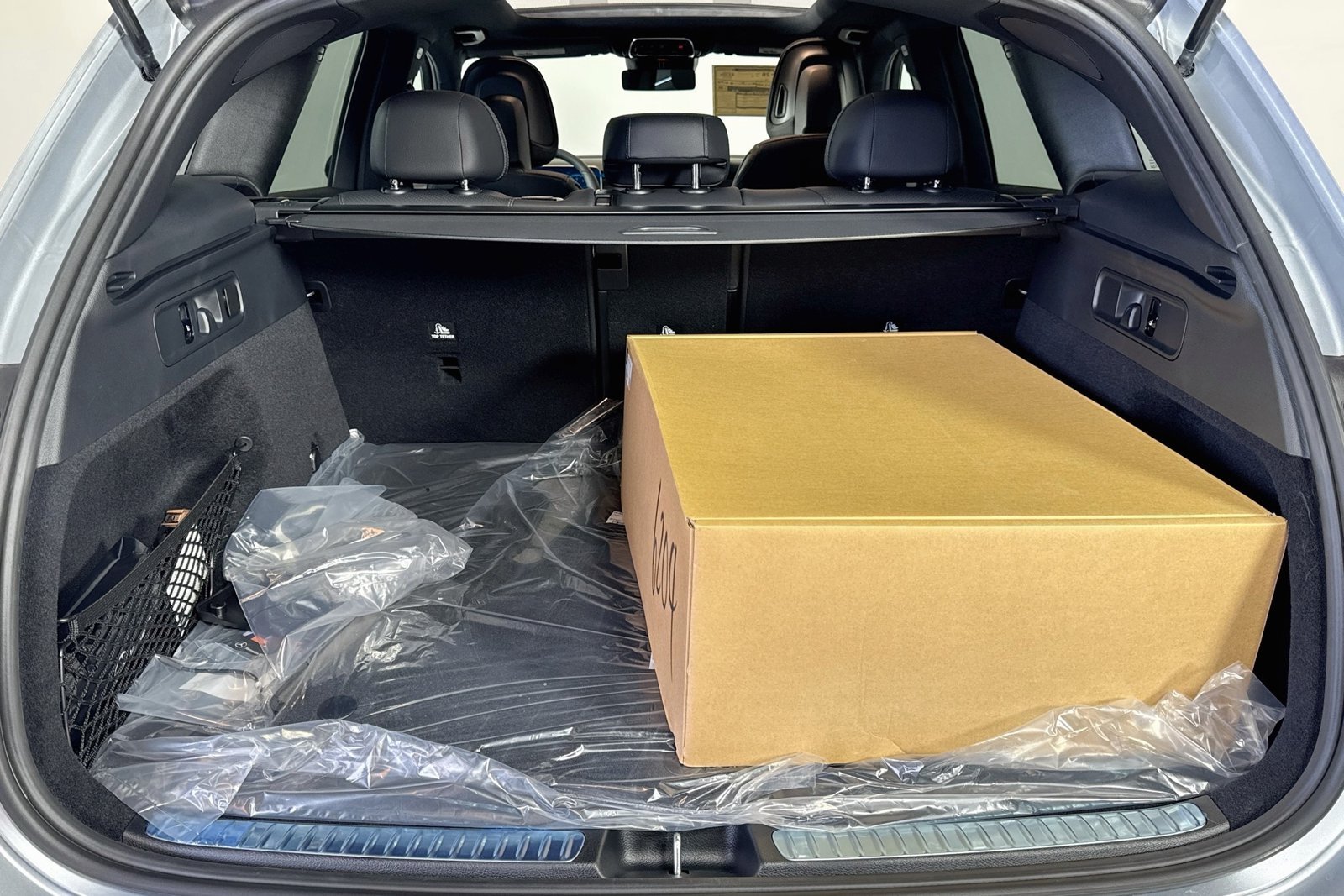 New 2026 Cirrus Silver Metallic Mercedes-Benz GLC 300 image 24