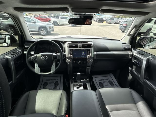 Used 2022 White Toyota SR5 Premium image 18