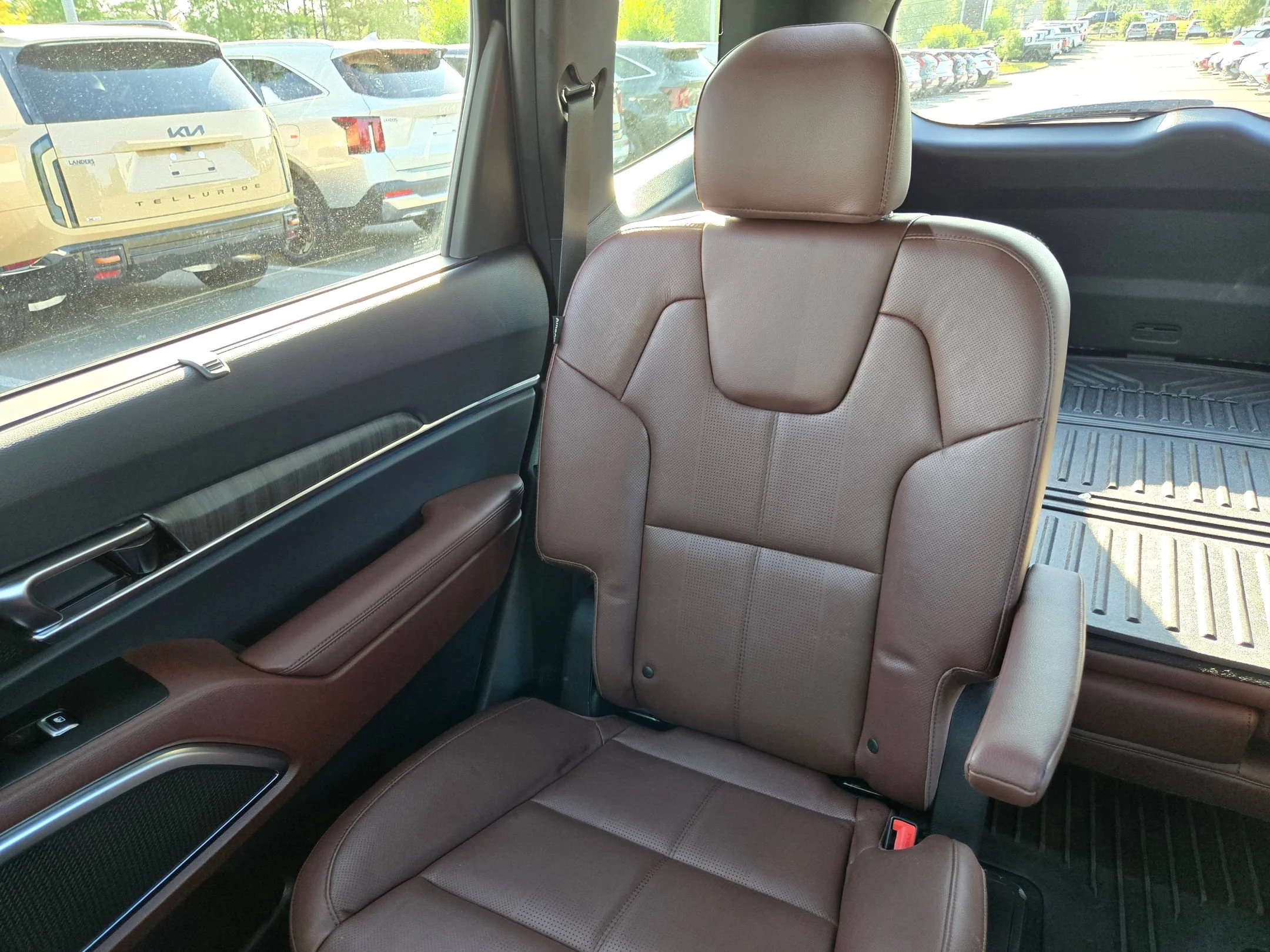 Used 2024 Ebony Black Kia SX image 12