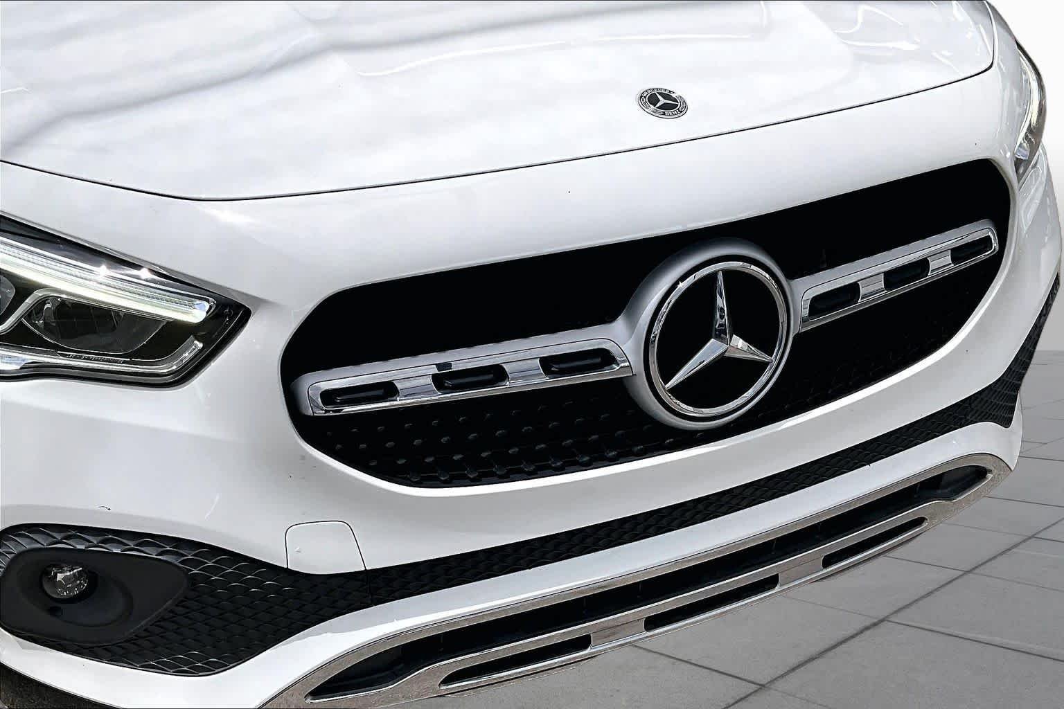 Used 2023 Polar White Mercedes-Benz GLA 250 image 30