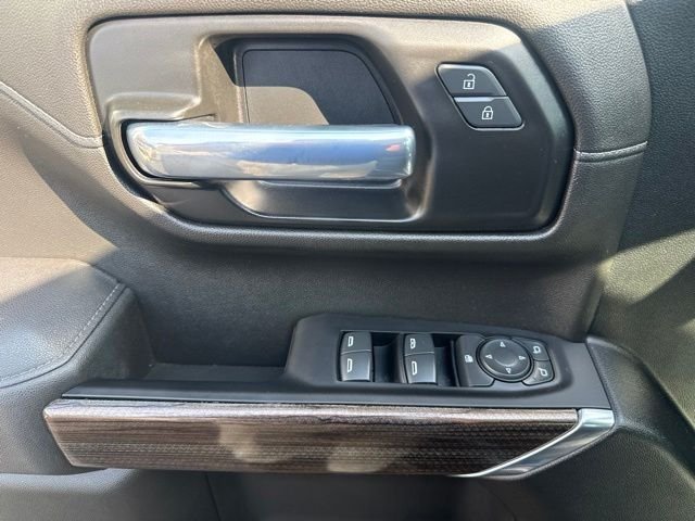 Used 2021 Blue Chevrolet LT image 11