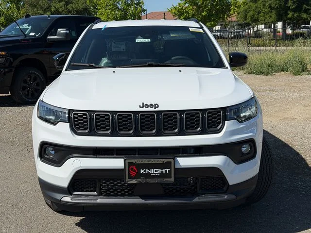 New 2026 Bright White Clearcoat Jeep Latitude image 3