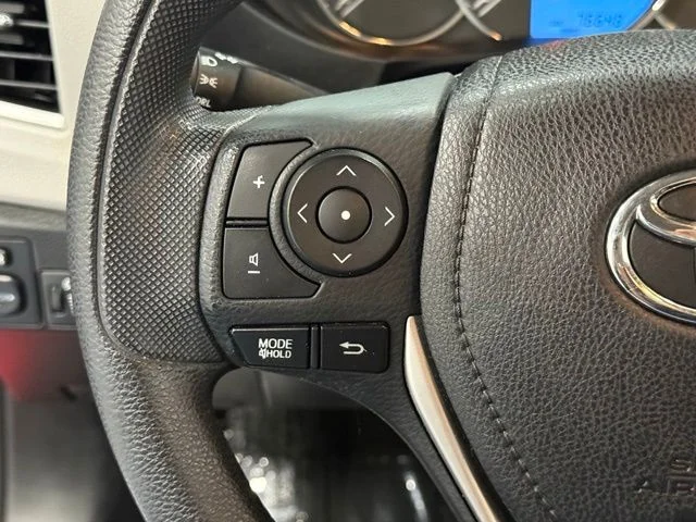 Used 2016 Red Toyota LE image 16
