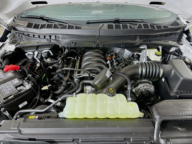 New 2026 Oxford White Ford Tremor image 32