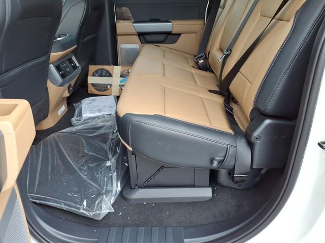 New 2026 Star White Metallic Tri-Coat Ford Lariat image 19