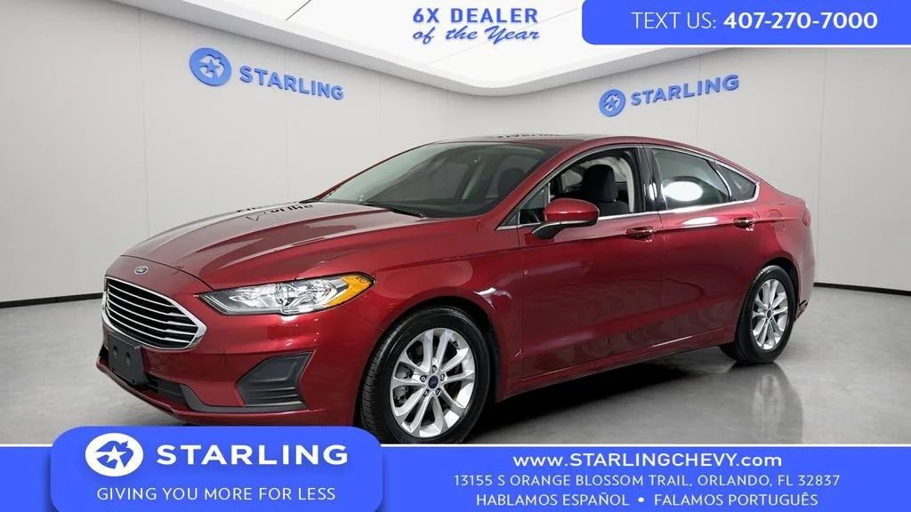 Used 2020 Red Ford SE image 1