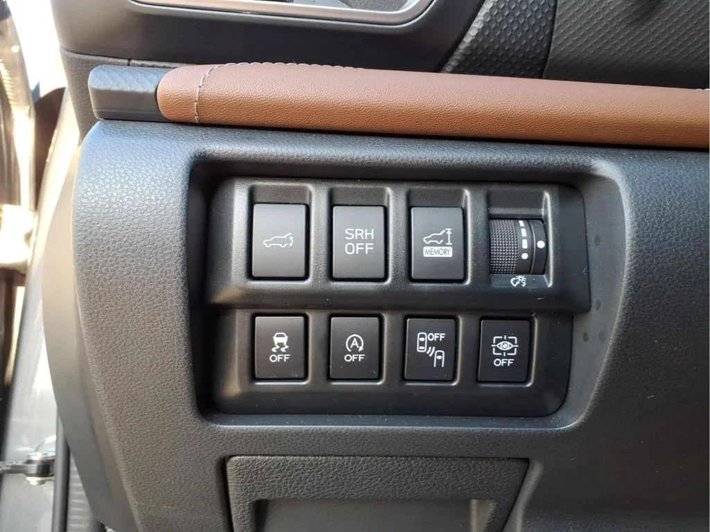 Used 2022 Gray Subaru Touring image 32