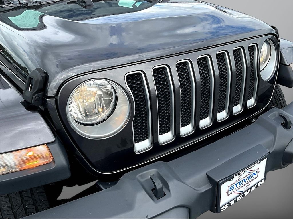 Used 2019 Gray Jeep Unlimited Sahara image 34
