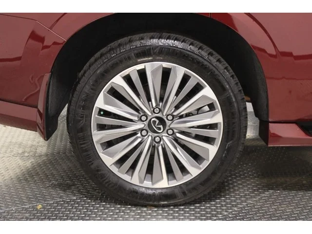New 2025 COULIS RED INFINITI Sensory 4WD image 10