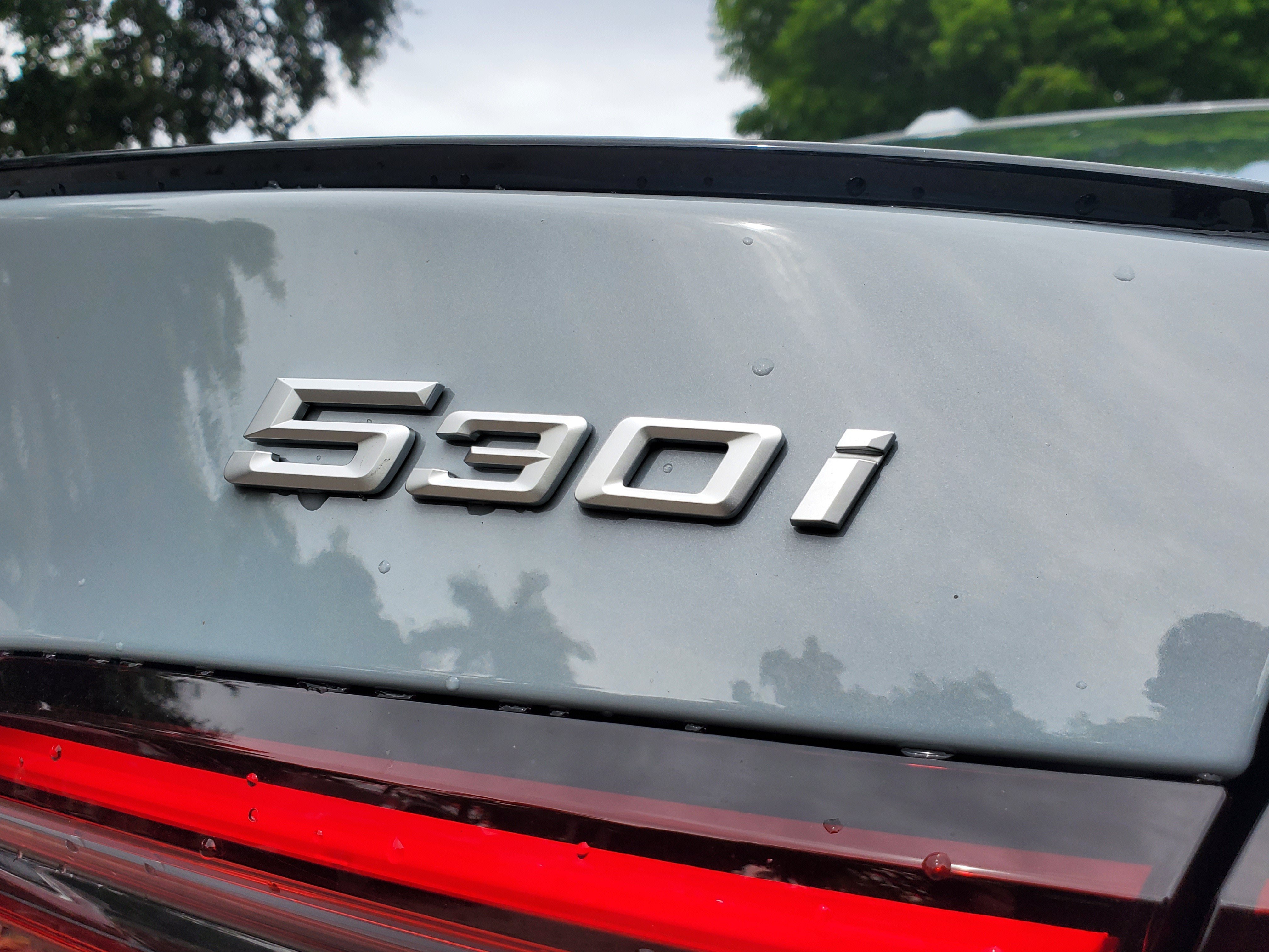 New 2027 Brooklyn Grey Metallic BMW 530i image 6