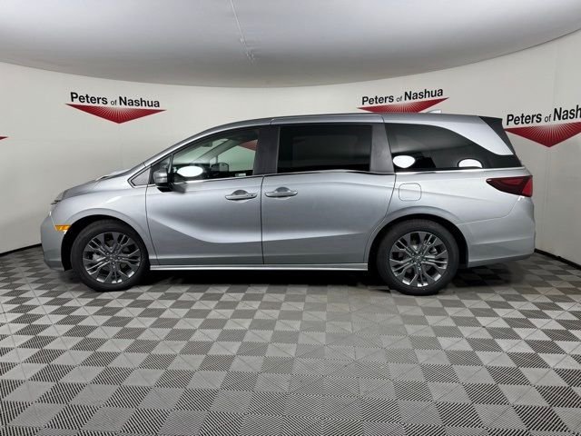 New 2026 Solar Silver Metallic Honda Touring image 3
