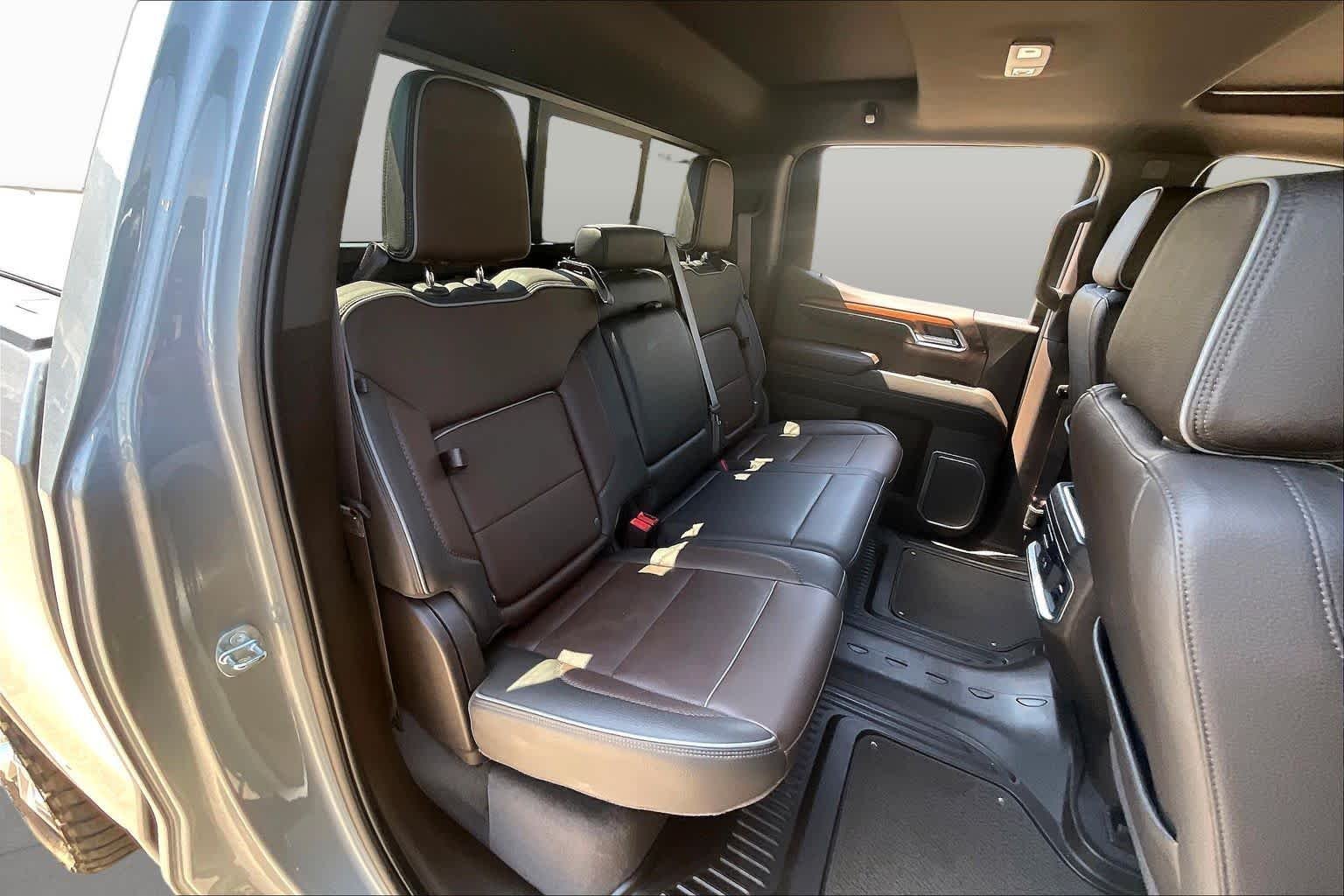 Used 2023 Sterling Metallic GMC Denali image 19
