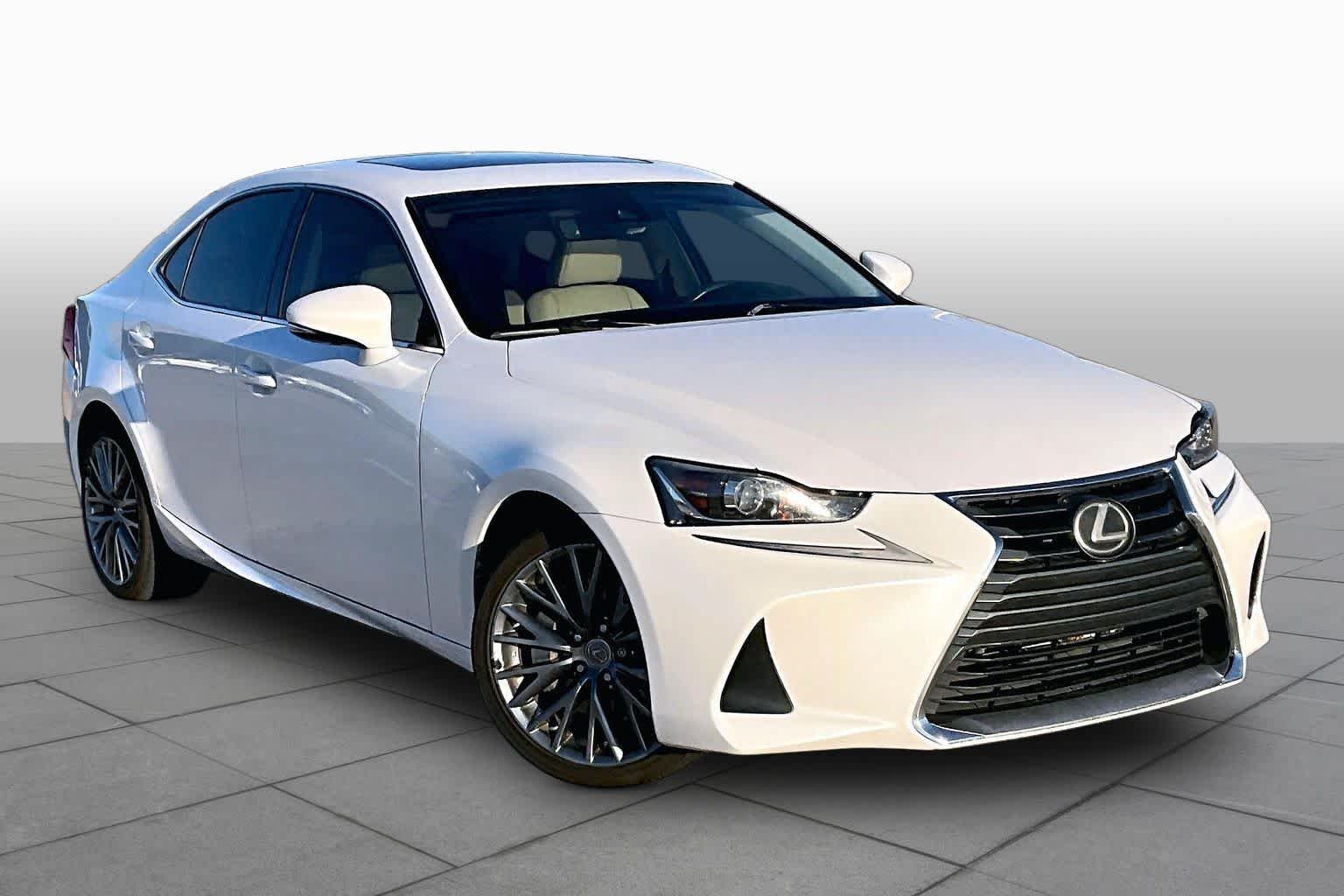 Used 2017 Eminent White Pearl Lexus  image 3