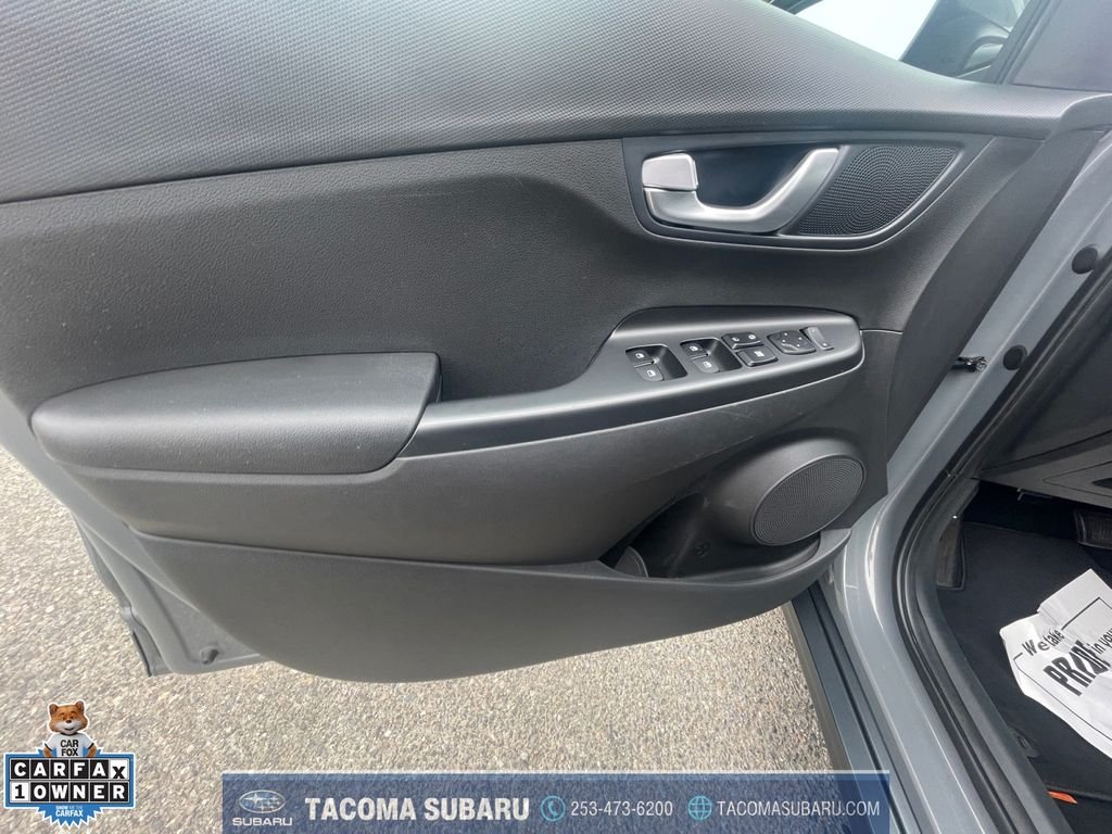 Used 2023 Gray Hyundai SE image 11