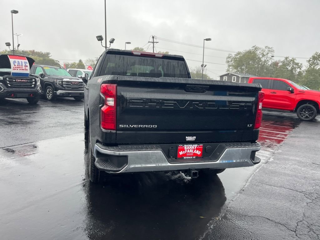 2026 Chevrolet Silverado 1500 LT photo 4