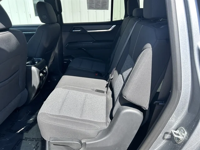 Used 2025 GRAY GMC AWD Elevation image 16