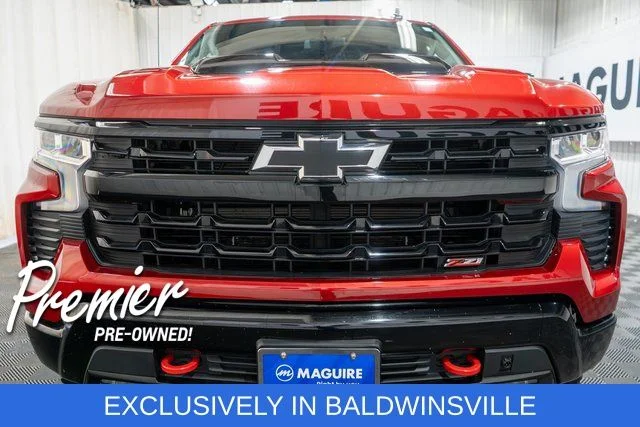 Used 2025 Red Chevrolet LT Trail Boss image 3