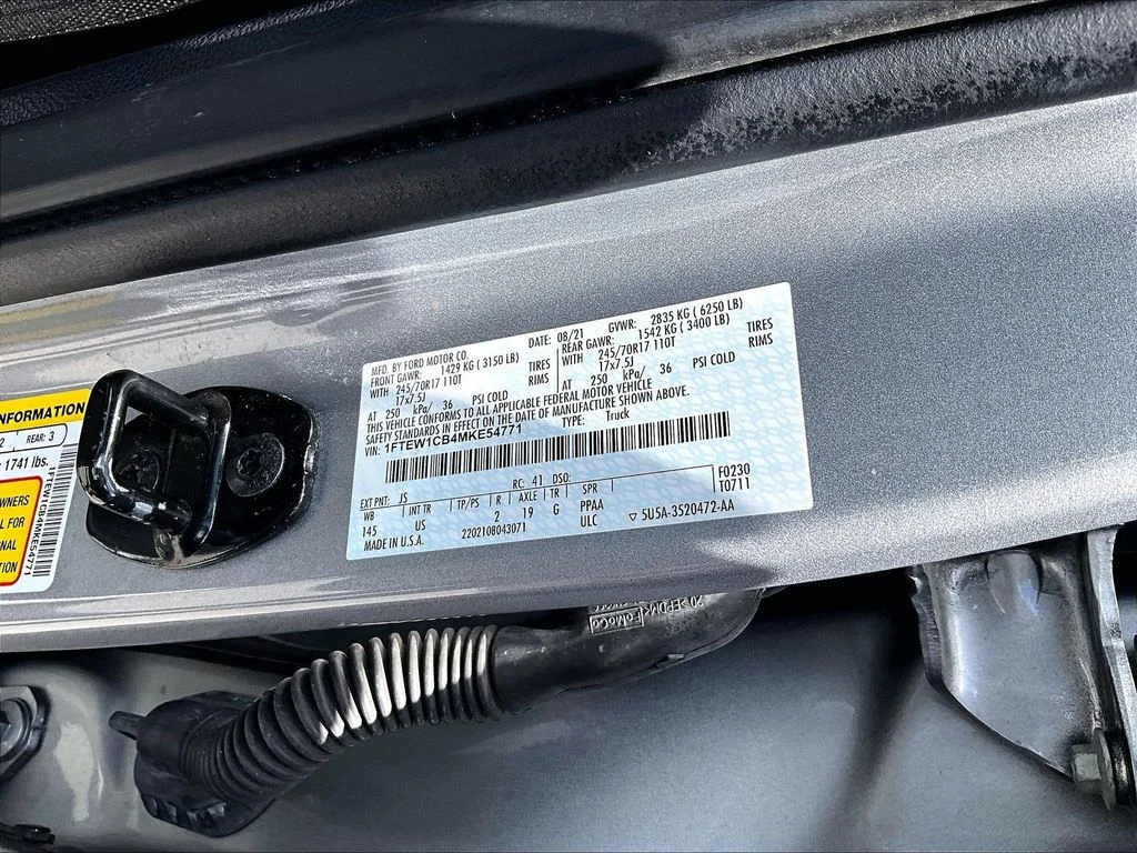 Used 2021 Silver Ford XLT image 32