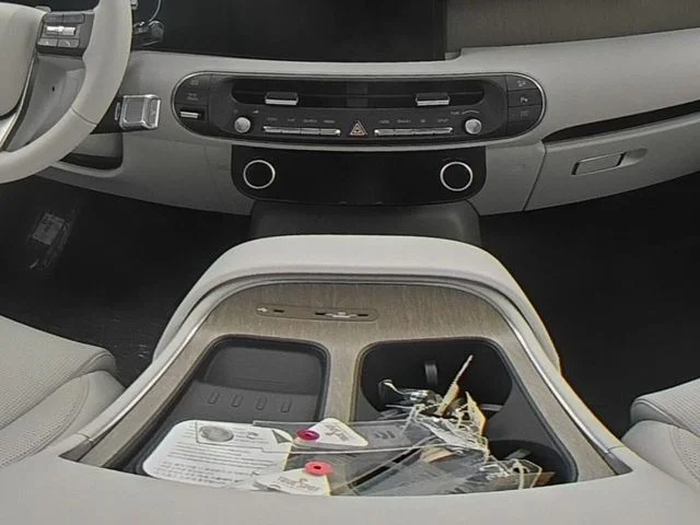 New 2026 Silver Hyundai SEL image 37