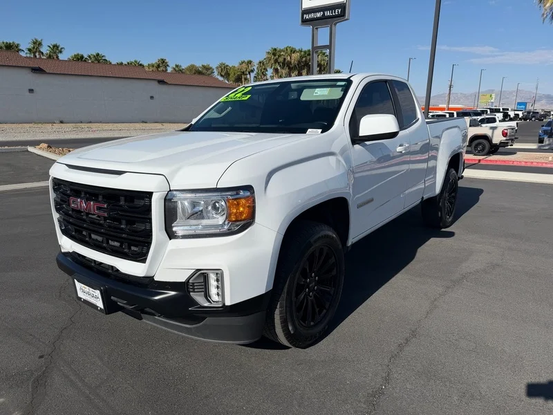 Used 2022 Summit White GMC Elevation image 7