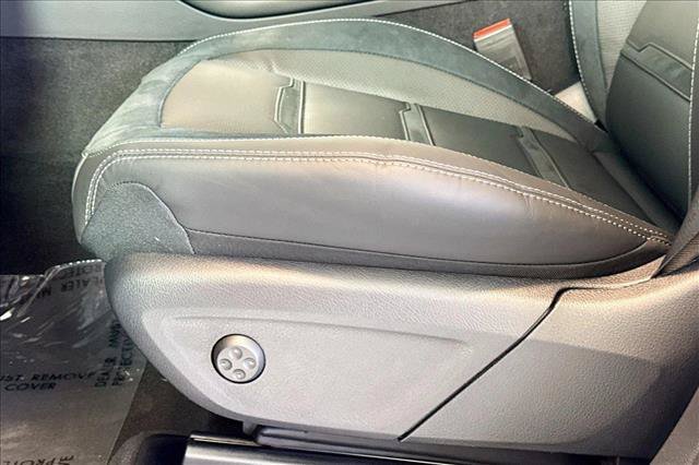New 2026 MANUFAKTUR Alpine Grey Mercedes-Benz AMG® GLE 53 image 47