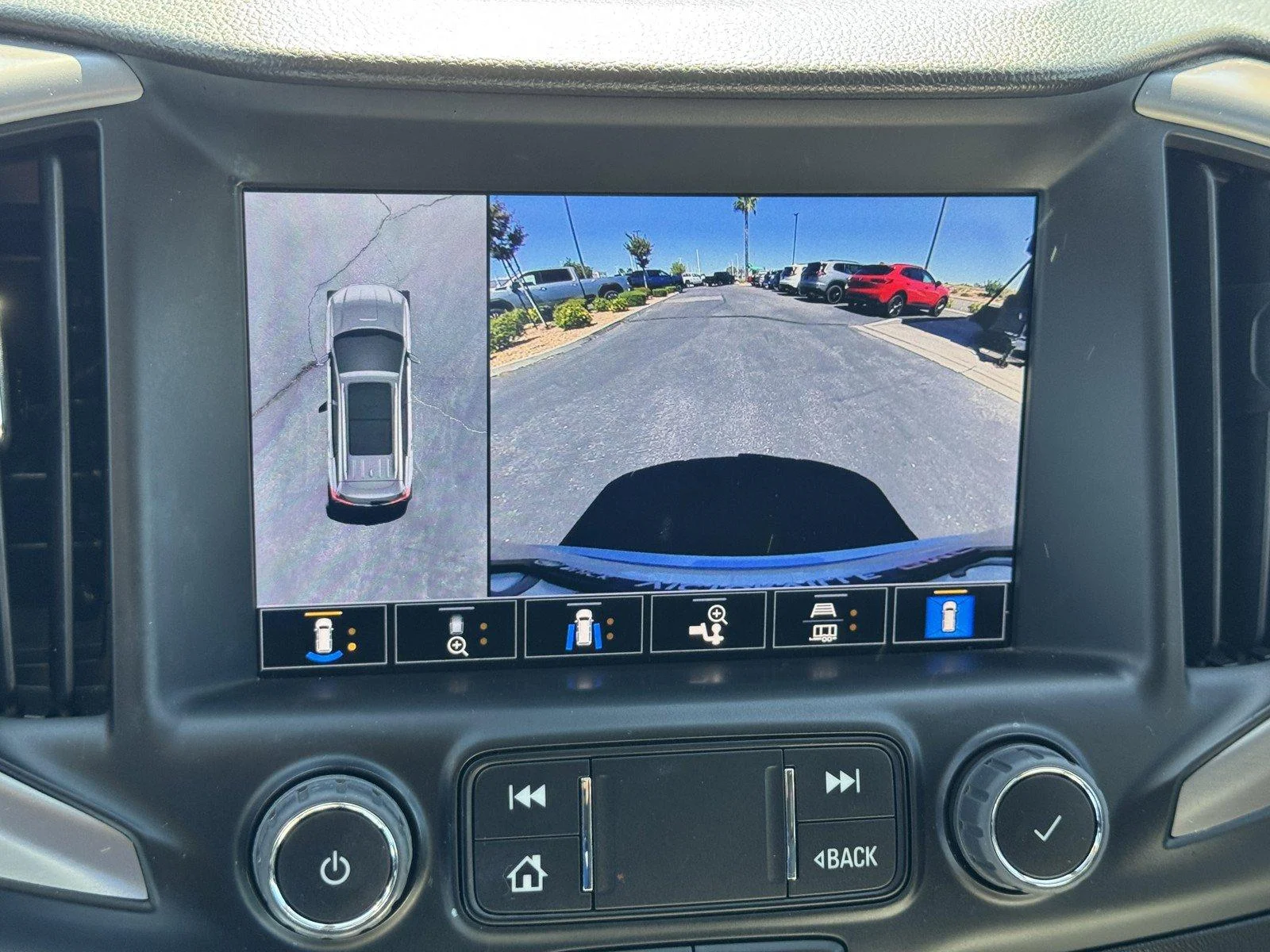 Used 2022 QUICKSILVER METALLIC GMC AT4 image 18
