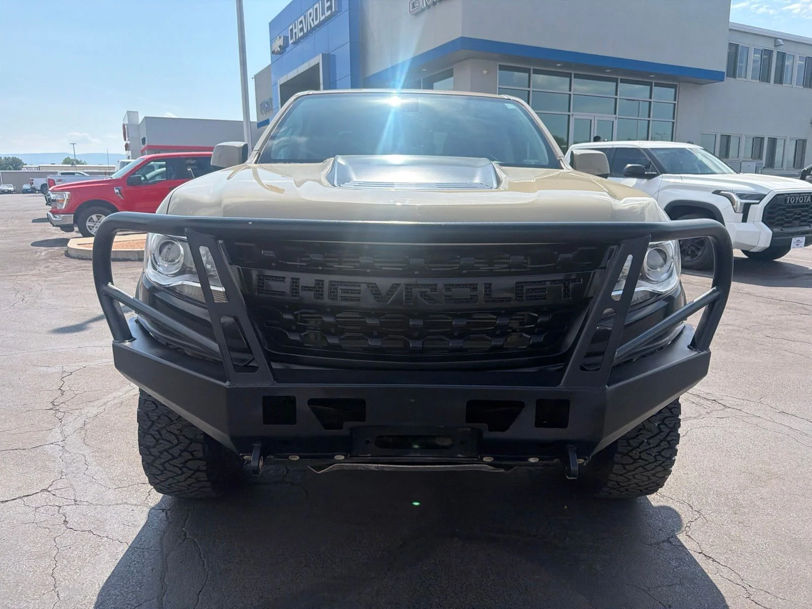 Used 2021 Beige Chevrolet ZR2 image 3
