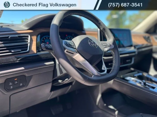 New 2026 White Volkswagen 2.0T SE w/Technology image 18