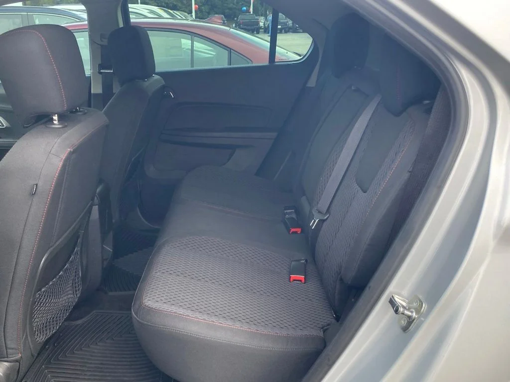 Used 2013 Silver Chevrolet LS image 8