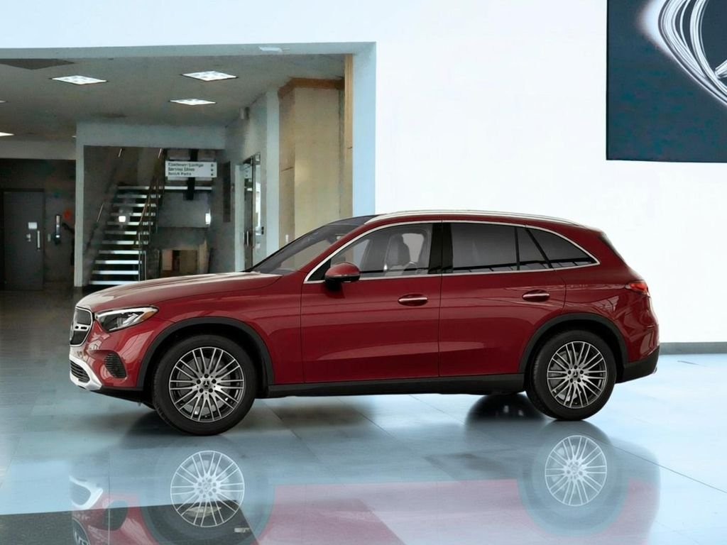 New 2026 MANUFAKTUR Patagonia Red Metallic Mercedes-Benz GLC 300 image 35