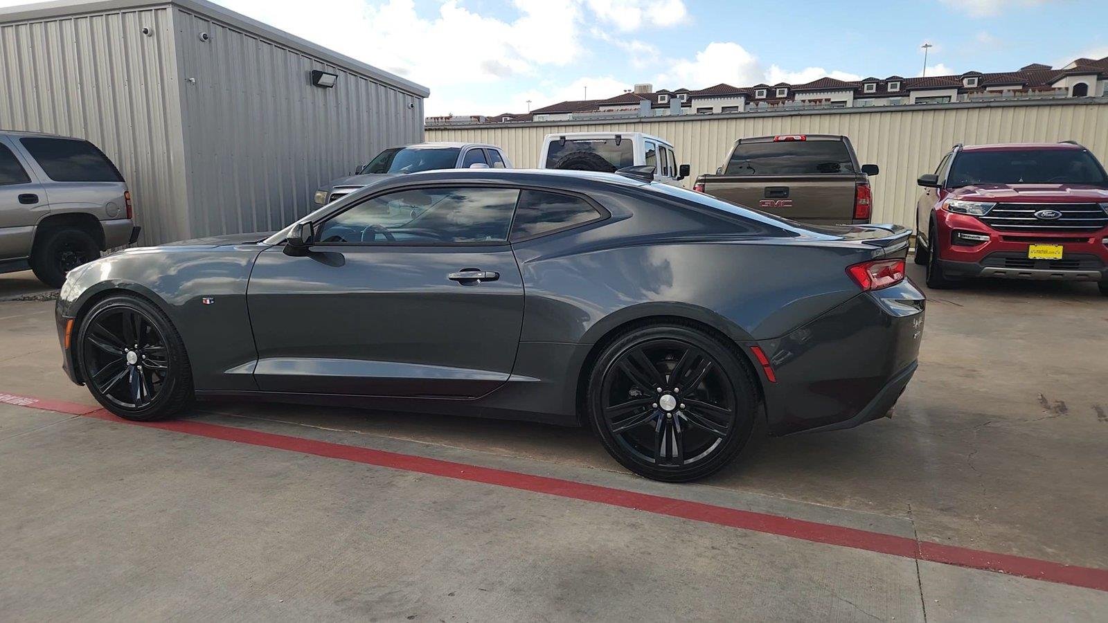 2018 Chevrolet Camaro 1LT - Photo 6