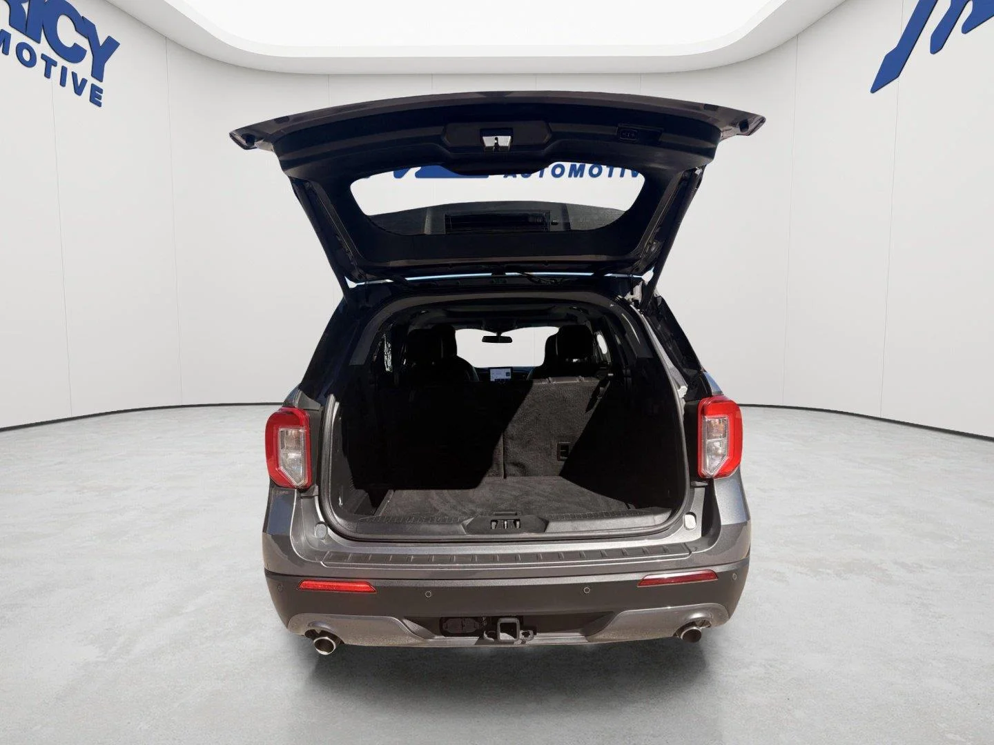 Used 2023 Carbonized Gray Ford XLT image 4