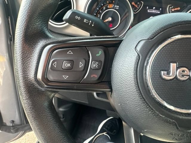 Used 2020 Billet Silver Metallic Clearcoat Jeep Unlimited Sport image 20