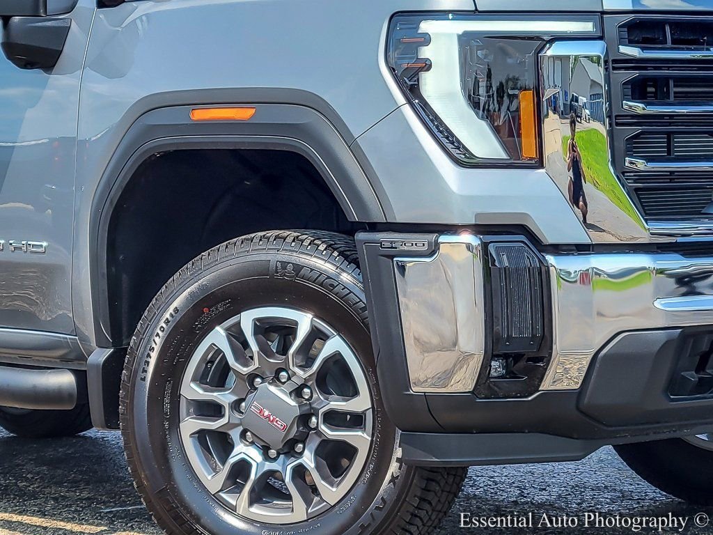 2025 GMC Sierra 2500HD SLE - Photo 3