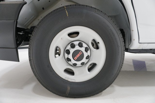 New 2026 Summit White GMC Work Van image 14