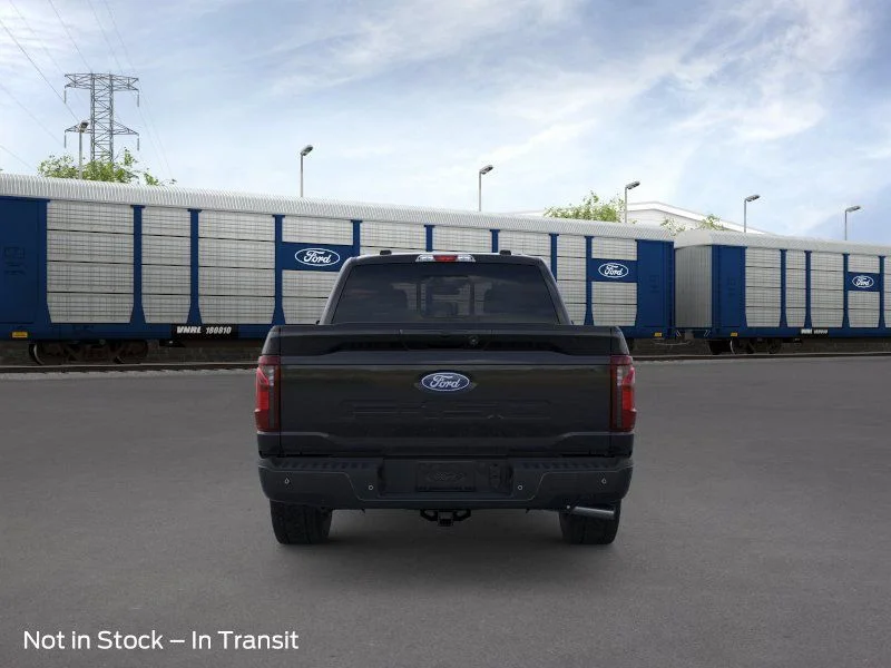 New 2026 Agate Black Metallic Ford XLT image 5